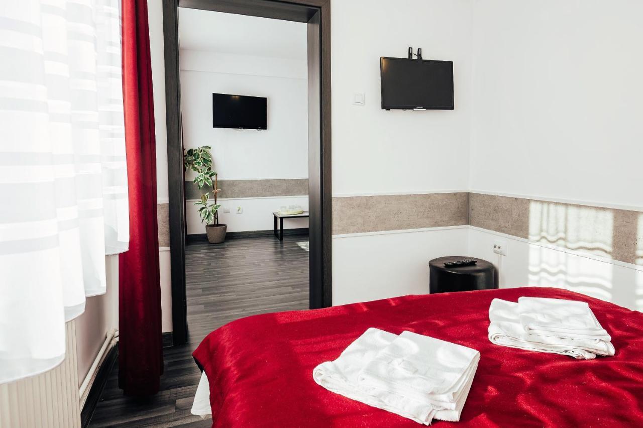 Hotel Simeria Hura-Humora Exteriér fotografie