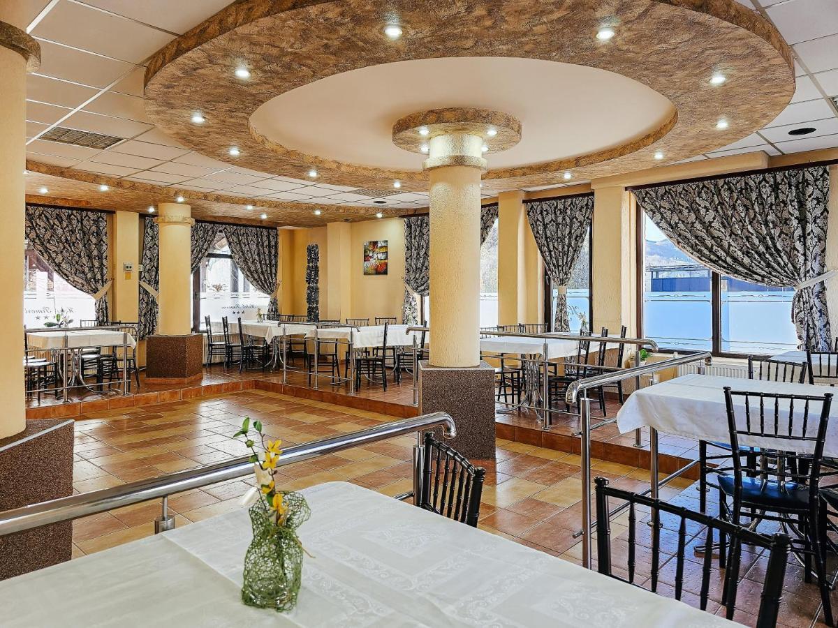 Hotel Simeria Hura-Humora Exteriér fotografie
